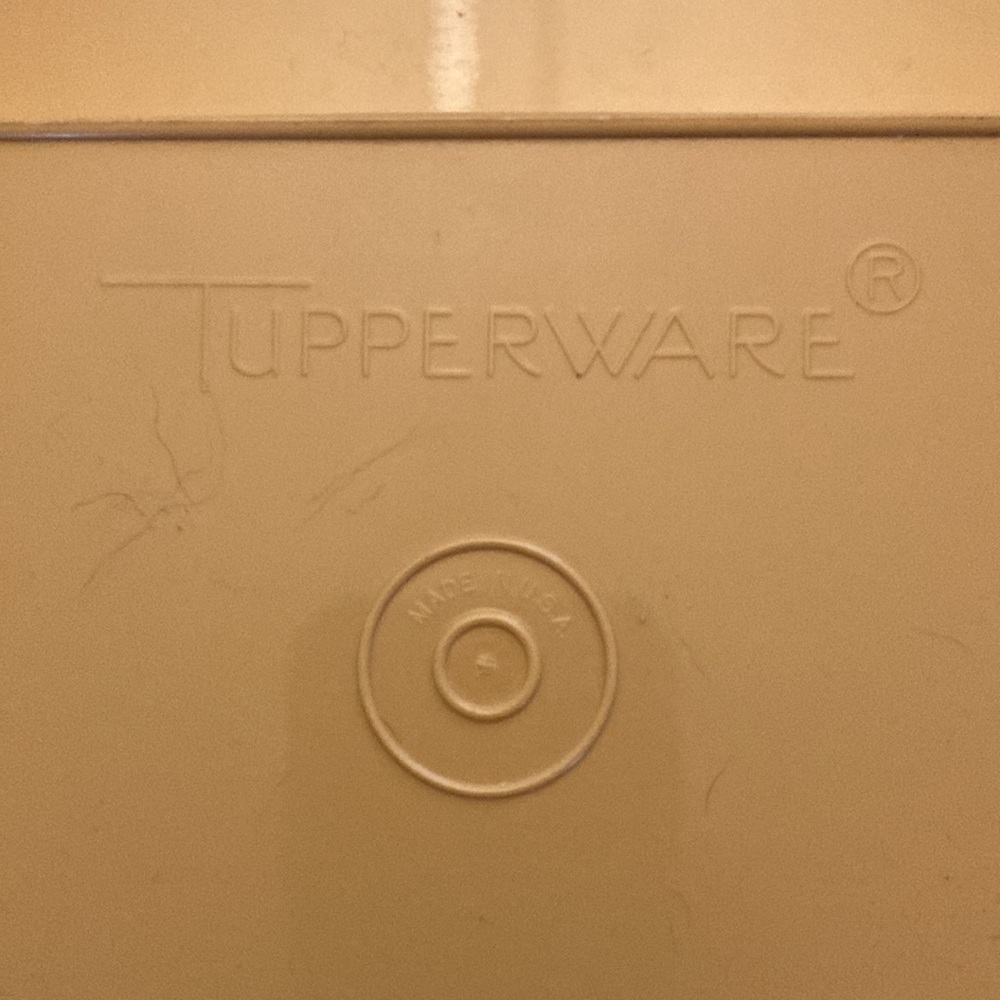 Tupperware Deviled Egg Container - Picture 5 of 5
